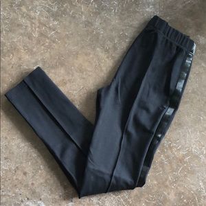 Lilly Pulitzer Tuxedo Travel Pant